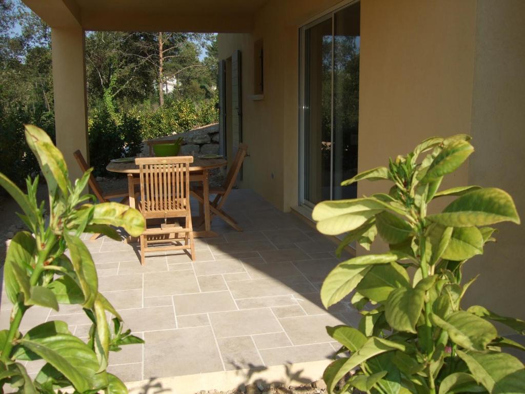Villa Verdi Montauroux Szoba fotó